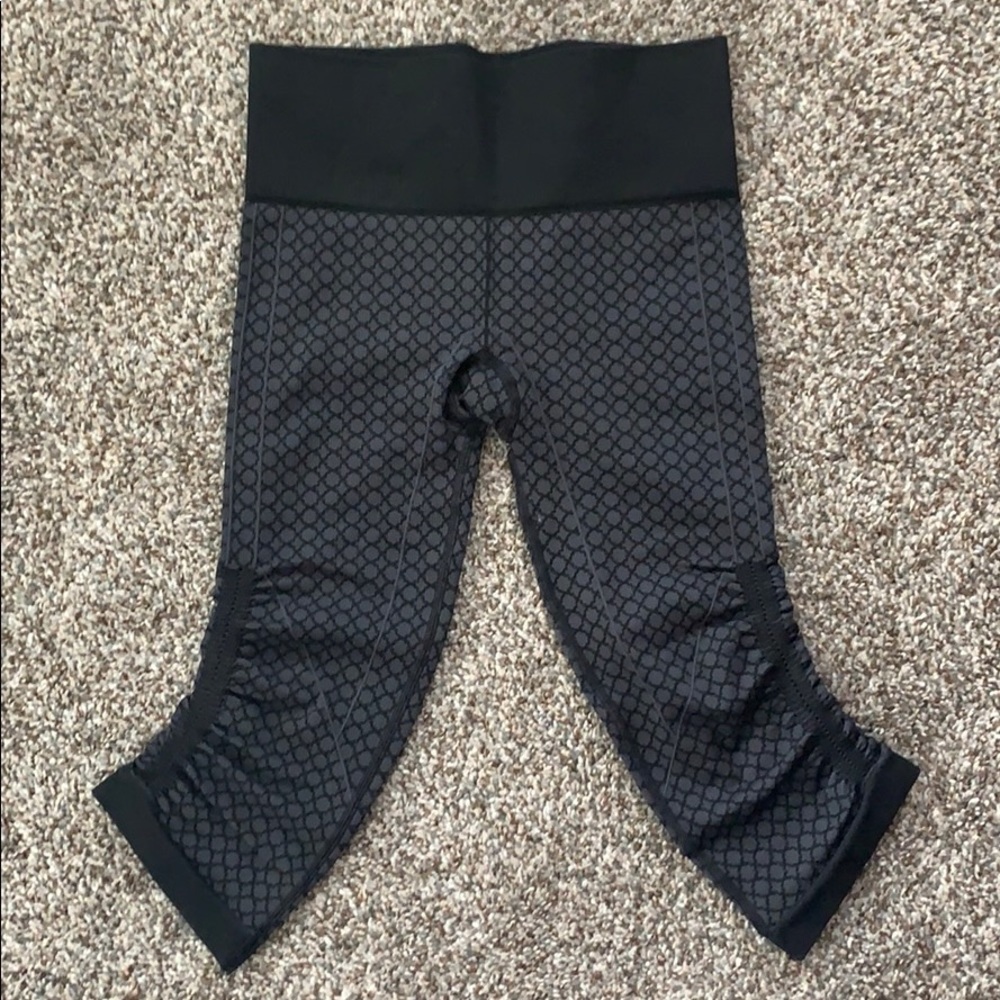 Lululemon Crop Cinched Leggings
